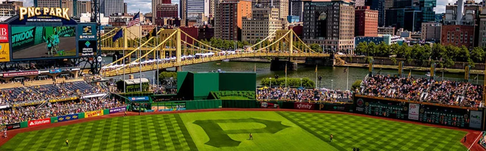 Experience Unmatched Comfort at the Best Hotels Near PNC Park in Pittsburgh!