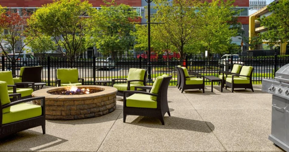 Top Hotels Just a Stroll Away from PNC Park, Pittsburgh
