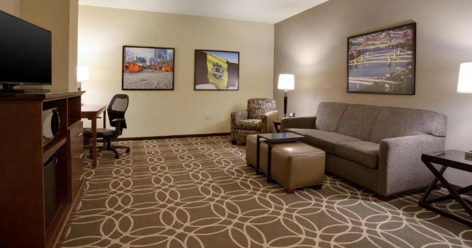 Experience Unmatched Comfort at the Best Hotels Near PNC Park in Pittsburgh!