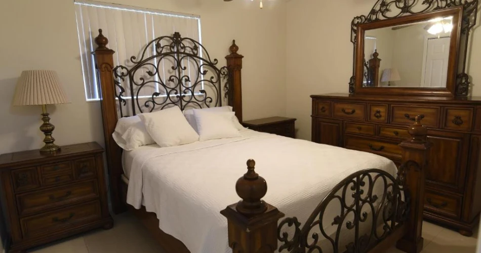 Ultimate Guide to Accommodations Near PNC Park for Your Pittsburgh Getaway