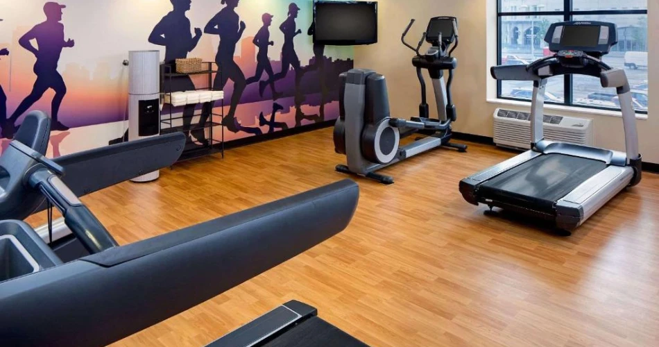 Ultimate Guide to Accommodations Near PNC Park for Your Pittsburgh Getaway