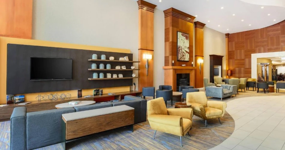 Luxury Meets Convenience: 10 Hotels Right Across from PNC Park